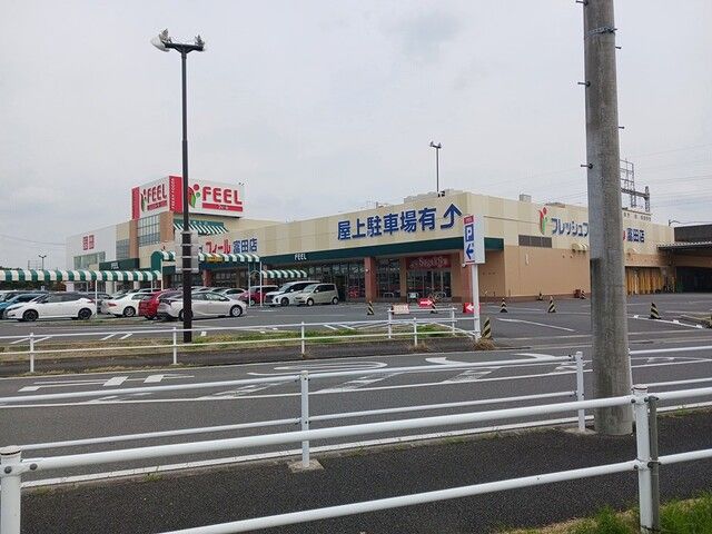 近くのフィールまで800m（徒歩10分）