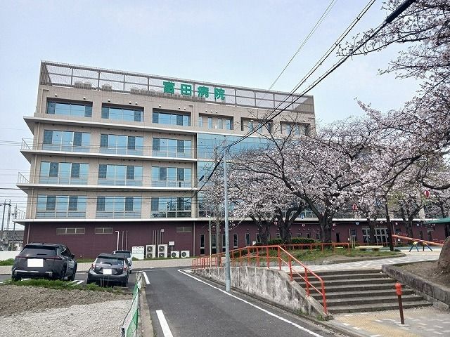近くの富田病院まで140m（徒歩2分）