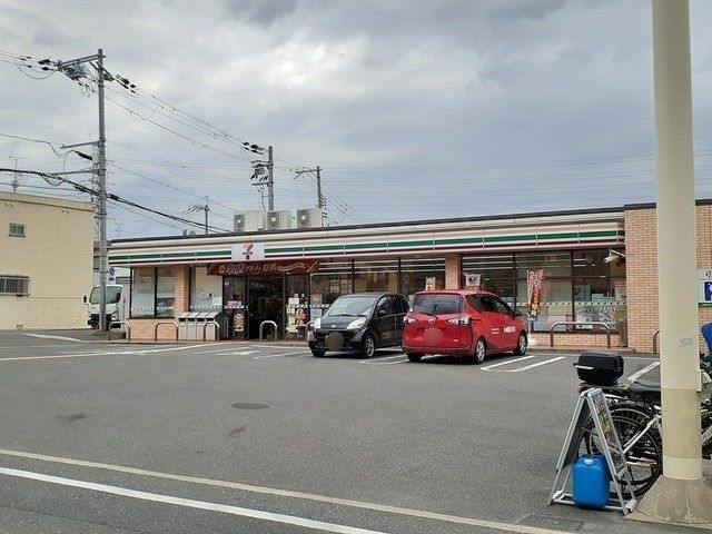 近くのセブンイレブン東大阪善根寺３丁まで190m（徒歩3分）