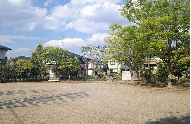 近くのはなみずき公園まで200m(徒歩3分)
