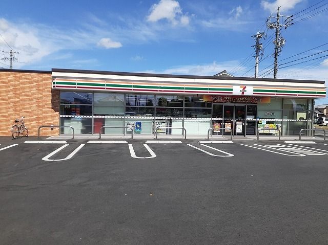 近くのセブンイレブン 浜北小松東店まで350m(徒歩5分)