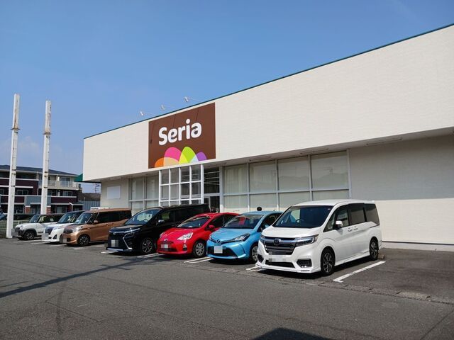 近くのセリア下川原店まで650m（徒歩9分）