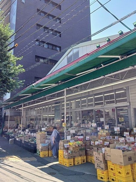 近くのスーパーみらべる西巣鴨店まで139m（徒歩2分）