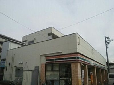 近くのセブンイレブン菅生2丁目店まで120m(徒歩2分)