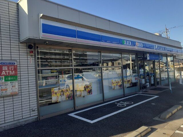 近くのローソン魚津青島店まで400m(徒歩5分)