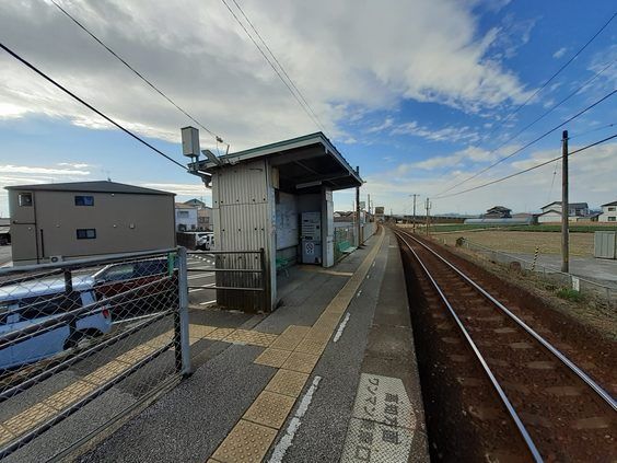 近くの山田西町駅まで270m(徒歩4分)