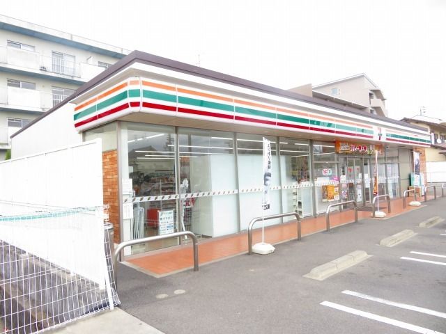近くのセブンイレブン桑原6丁目店様まで450m(徒歩6分)