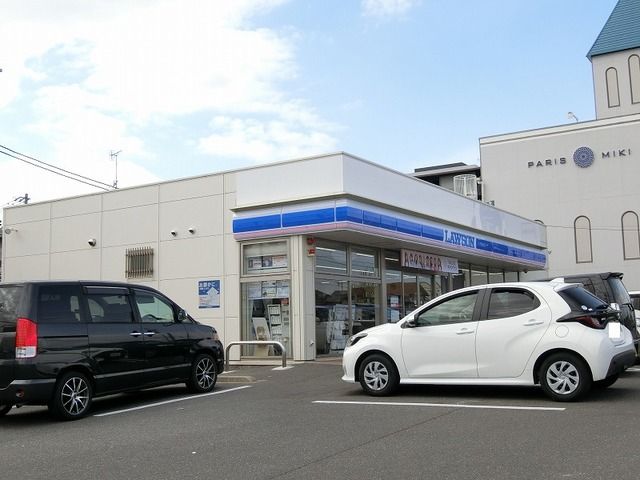 近くのローソン大垣林町7丁目店まで511m(徒歩7分)
