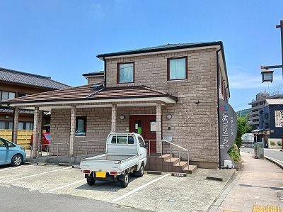 近くの湯河原郵便局まで2,000m（徒歩25分）
