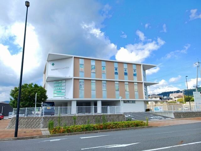 近くの寺家駅前クリニックビルまで2,200m（徒歩28分）