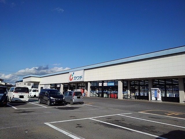近くのカワチ薬局大田原南店まで700m（徒歩9分）