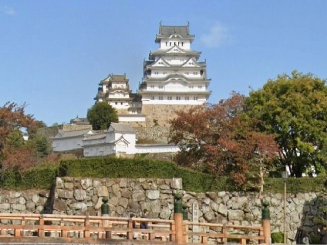 近くの世界文化遺産　姫路城まで1,800m（徒歩23分）