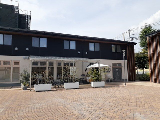 近くのTAK CAFEまで260m（徒歩4分）