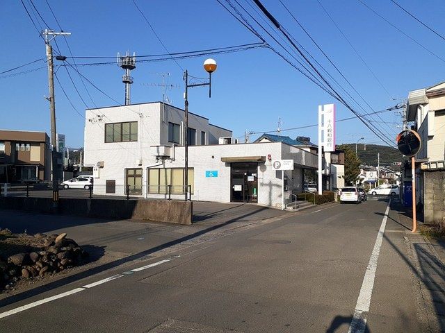 近くの十八親和銀行諏訪出張所まで205m（徒歩3分）