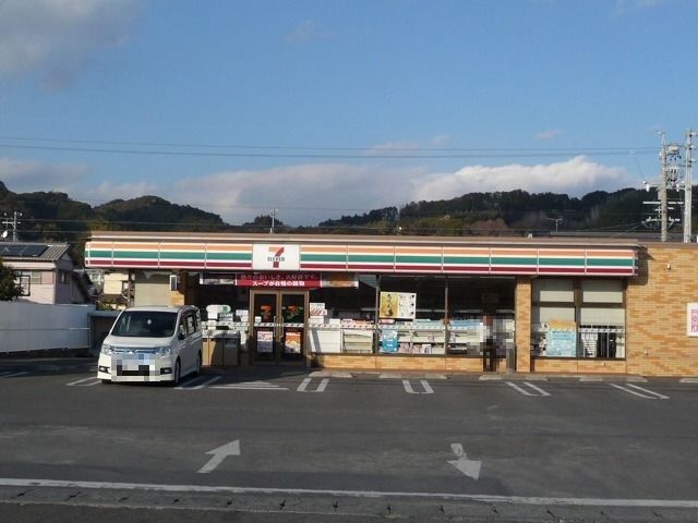 近くのセブンイレブン 音羽町店まで550m(徒歩7分)