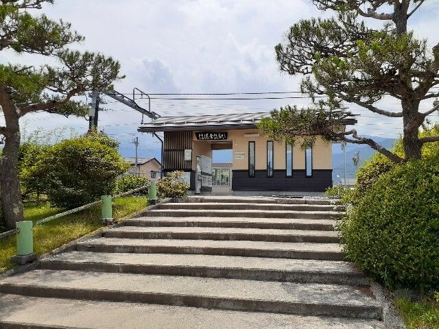 近くの信濃常盤駅まで700m（徒歩9分）