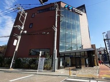 近くの湘南江の島駅まで750m(徒歩10分)
