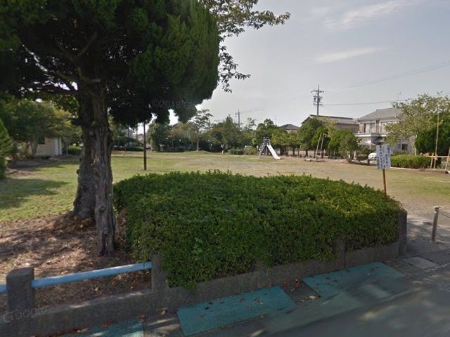 近くの七日町公園まで350m（徒歩5分）
