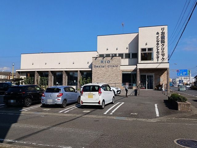 近くのりお歯科クリニックまで600m（徒歩8分）