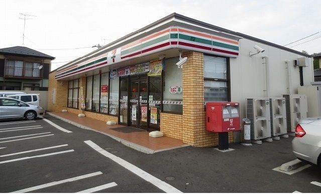 近くのセブンイレブンまで400m（徒歩5分）