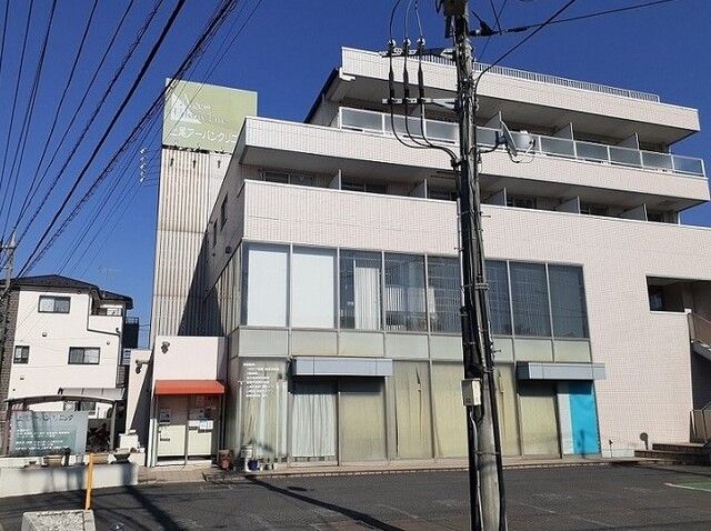 近くの上尾アーバンクリニックまで210m（徒歩3分）