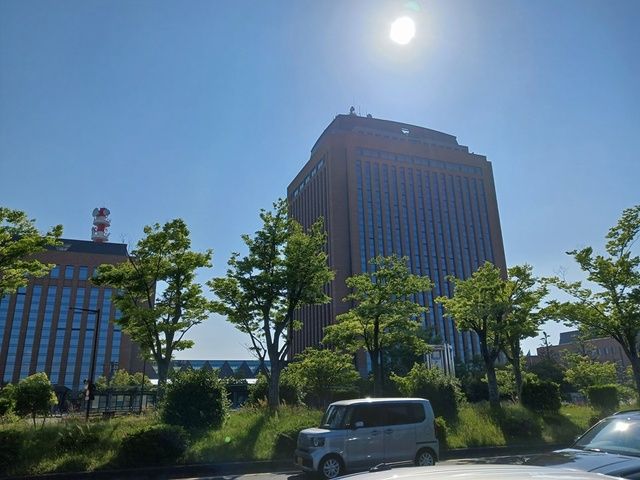 近くの県庁まで1,301m(徒歩17分)