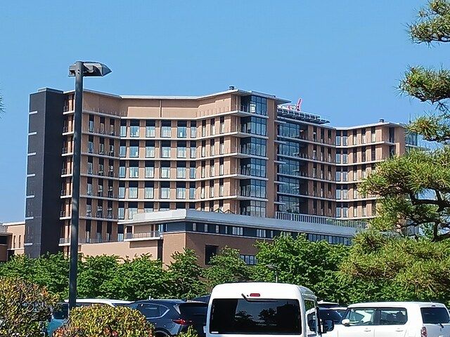 近くの県立中央病院まで1,628m(徒歩21分)