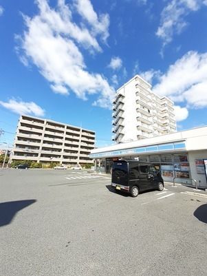 近くのローソンまで850m(徒歩11分)