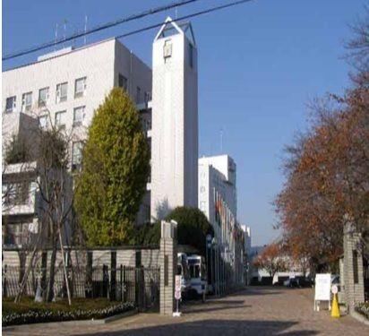 近くの東京国際大学まで300m(徒歩4分)