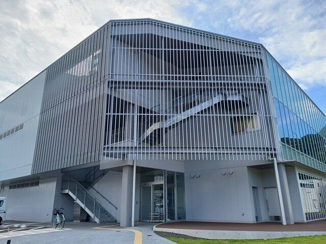 近くの佐々町役場まで2,000m（徒歩25分）
