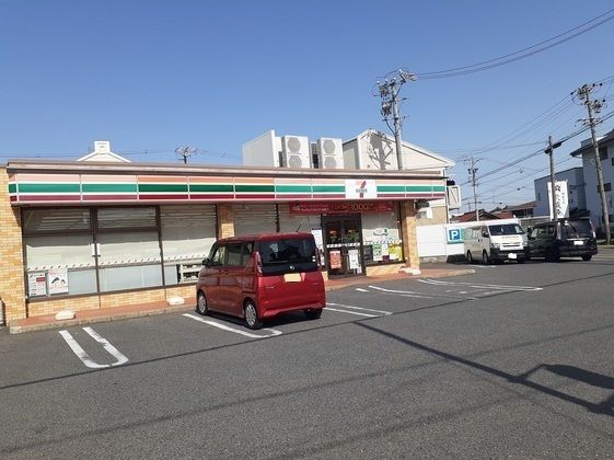 近くのセブンイレブン 江南宮後町店まで600m(徒歩8分)