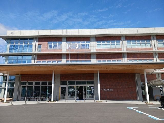 近くの波佐見町役場まで1,100m(徒歩14分)