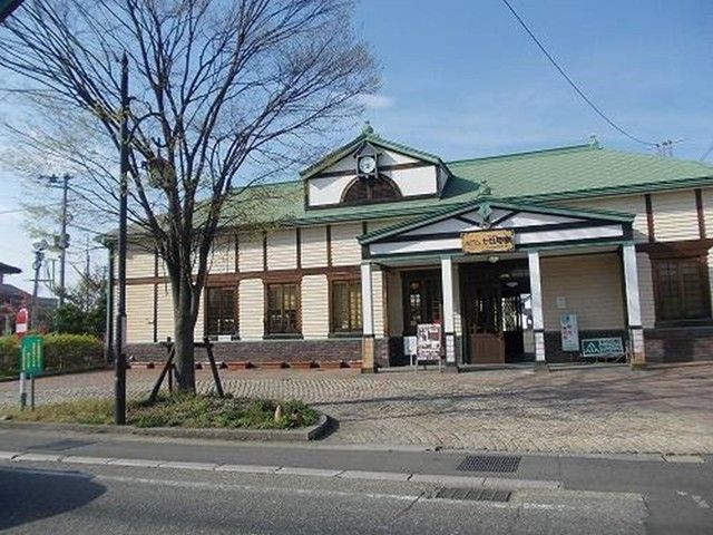 近くの七日町駅まで550m（徒歩7分）
