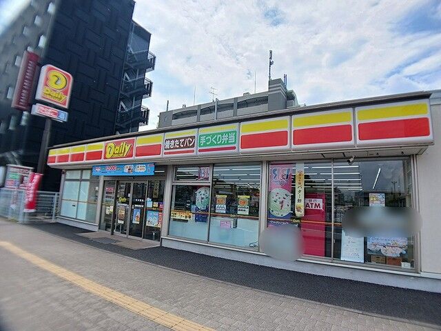 近くのデイリーヤマザキまで770m(徒歩10分)
