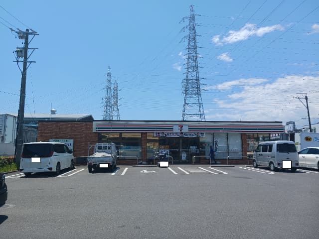 近くのセブン-イレブン 清水堀込店まで400m(徒歩5分)