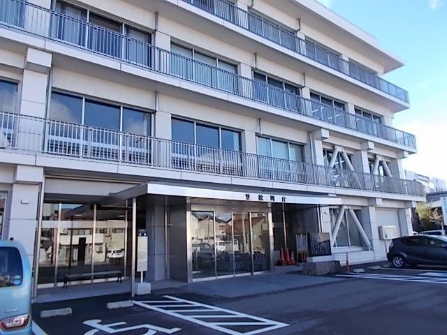 近くの笠松町役場まで1,600m(徒歩20分)