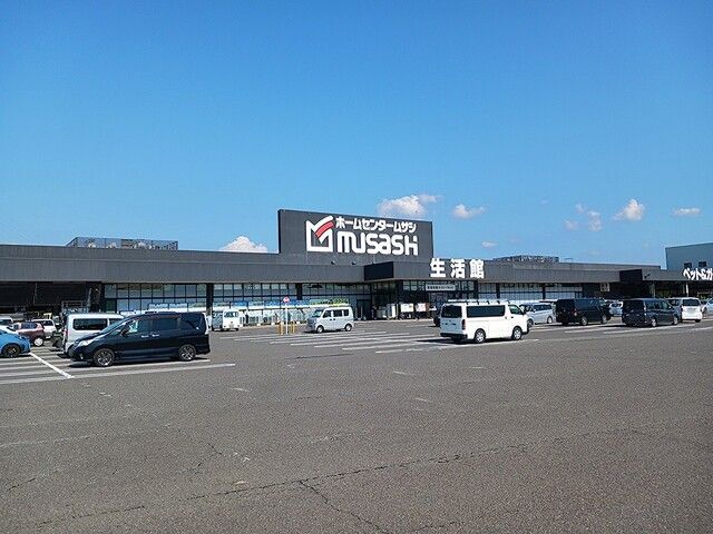 近くのホームセンタームサシ 丸岡店まで1,400m(徒歩18分)