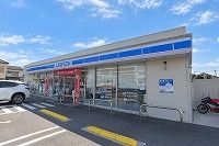 近くのローソン木太町川西店さんまで500m(徒歩7分)