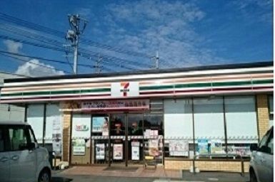 近くのセブンイレブン黒磯下厚崎店まで1,300m（徒歩17分）
