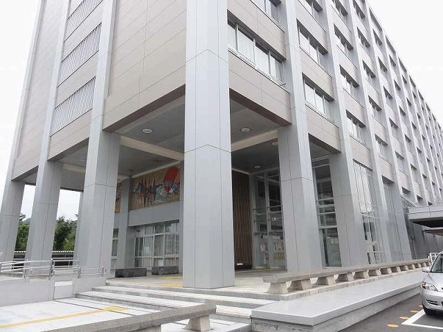 近くの鳥取県庁まで2,200m（徒歩28分）