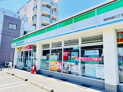 近くのファミリーマート福岡鳥飼三丁目まで55m(徒歩1分)
