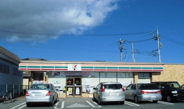 近くのセブンイレブン御殿場駅前店まで400m(徒歩5分)