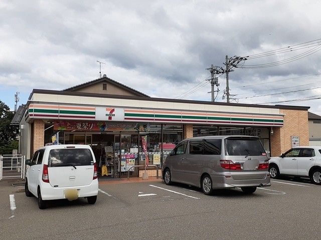 近くのセブンイレブン金沢浅野本町店まで328m(徒歩5分)