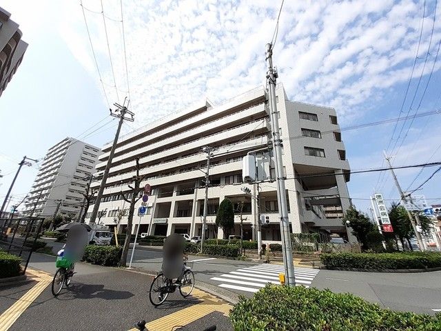 近くの松原徳洲会病院まで220m（徒歩3分）