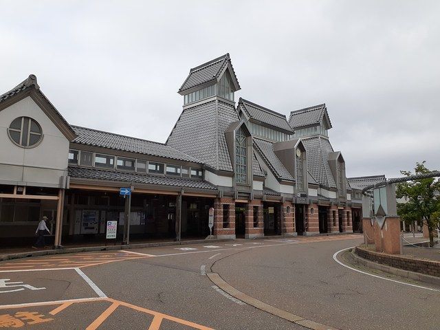 近くのえちごトキめき鉄道　高田駅まで2,230m（徒歩28分）