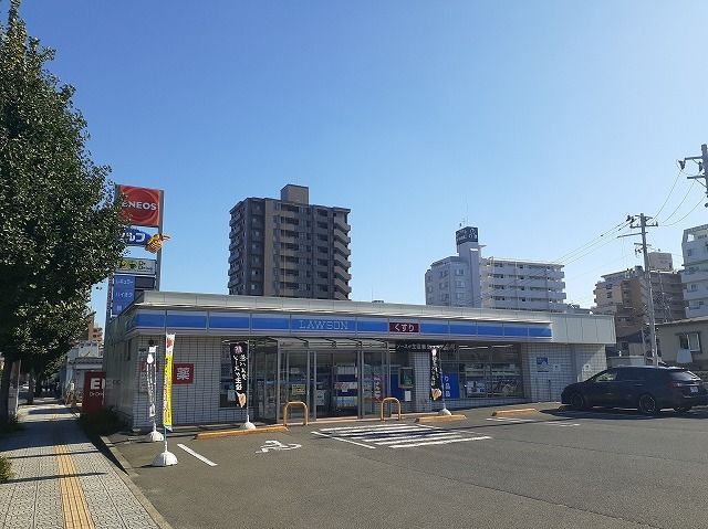 近くのローソン岩手大学前店まで600m（徒歩8分）