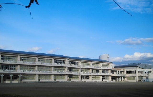 近くの小学校まで500m（徒歩7分）