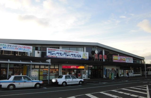 近くの駅まで1,600m（徒歩20分）