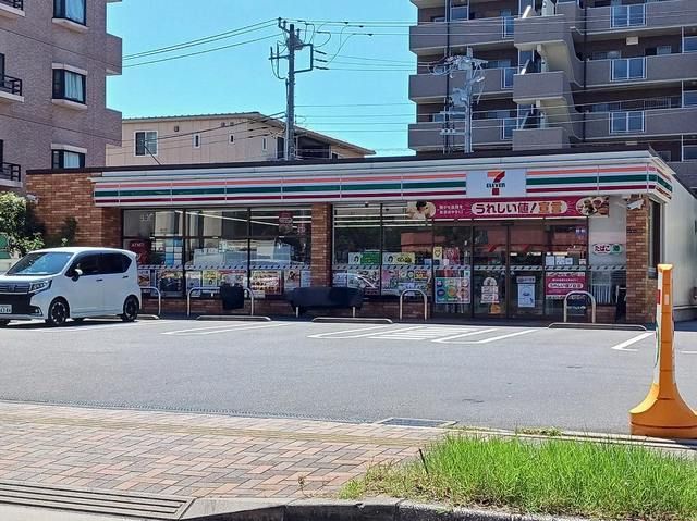 近くのセブンイレブン市川妙典2丁目店まで700m(徒歩9分)