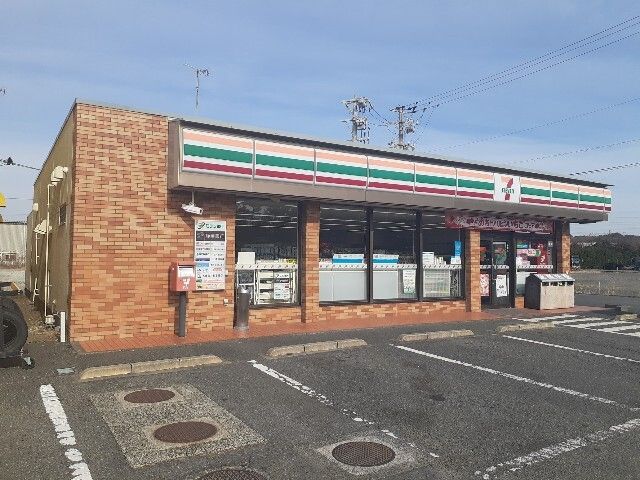 近くの御前崎池新田店まで250m（徒歩4分）